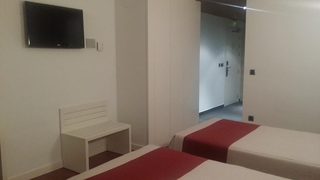 Escuderos Hotel Cruz Аргамасилья-де-Калатрава Номер фото