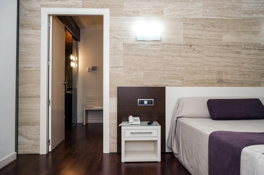 Escuderos Hotel Cruz Аргамасилья-де-Калатрава Номер фото