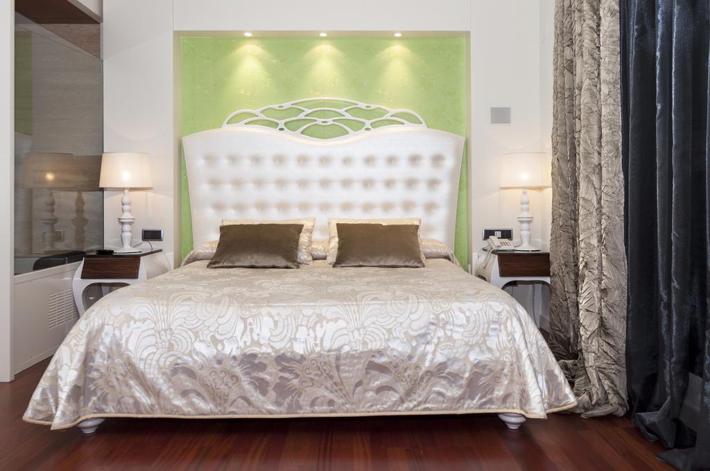 Escuderos Hotel Cruz Аргамасилья-де-Калатрава Номер фото